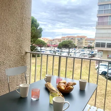 Lägenhet Air-conditioned On The Port Side