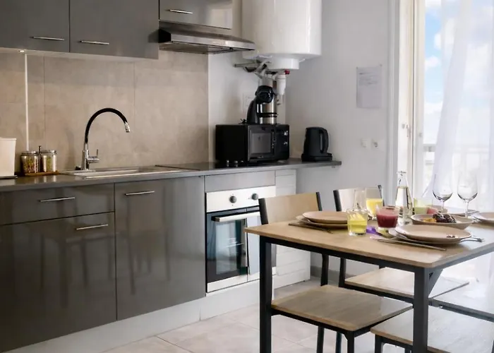 Apartman Air-conditioned On The Port Side *